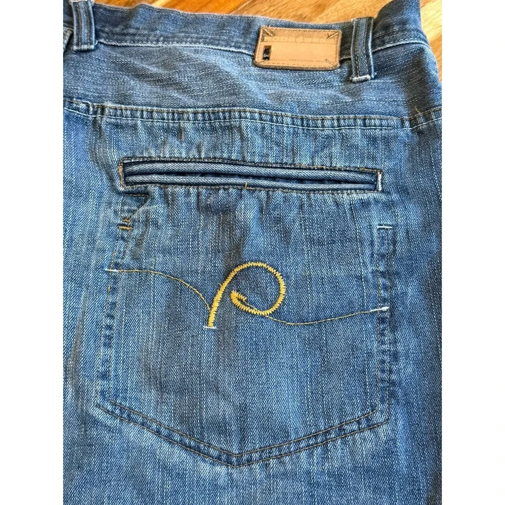 Vintage Y2K Rocawear 42 Embroidered Denim Shorts Jorts 42w Skater Hip Hop